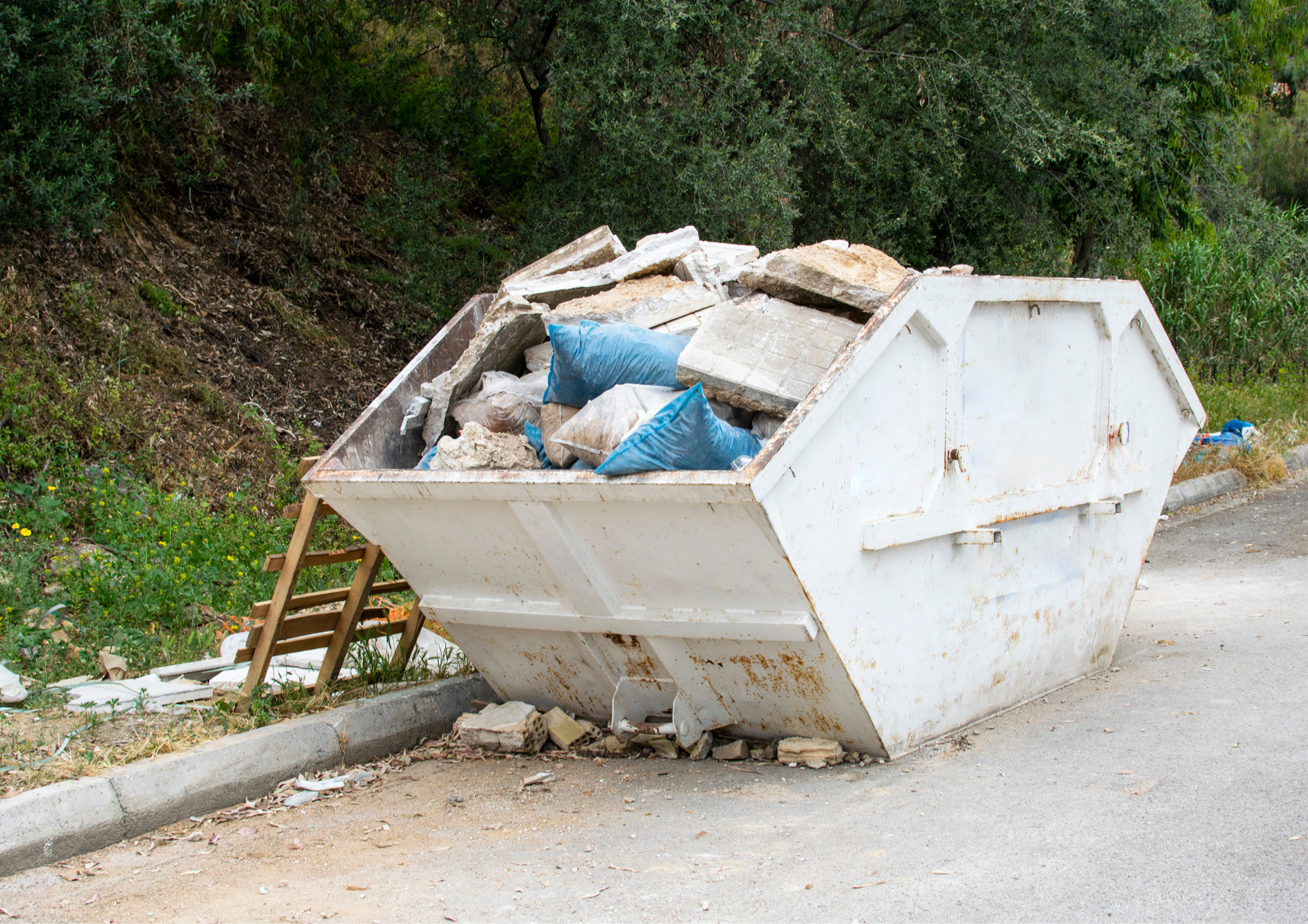 Hidden Costs You Should Watch for in Local Skip Hire Services