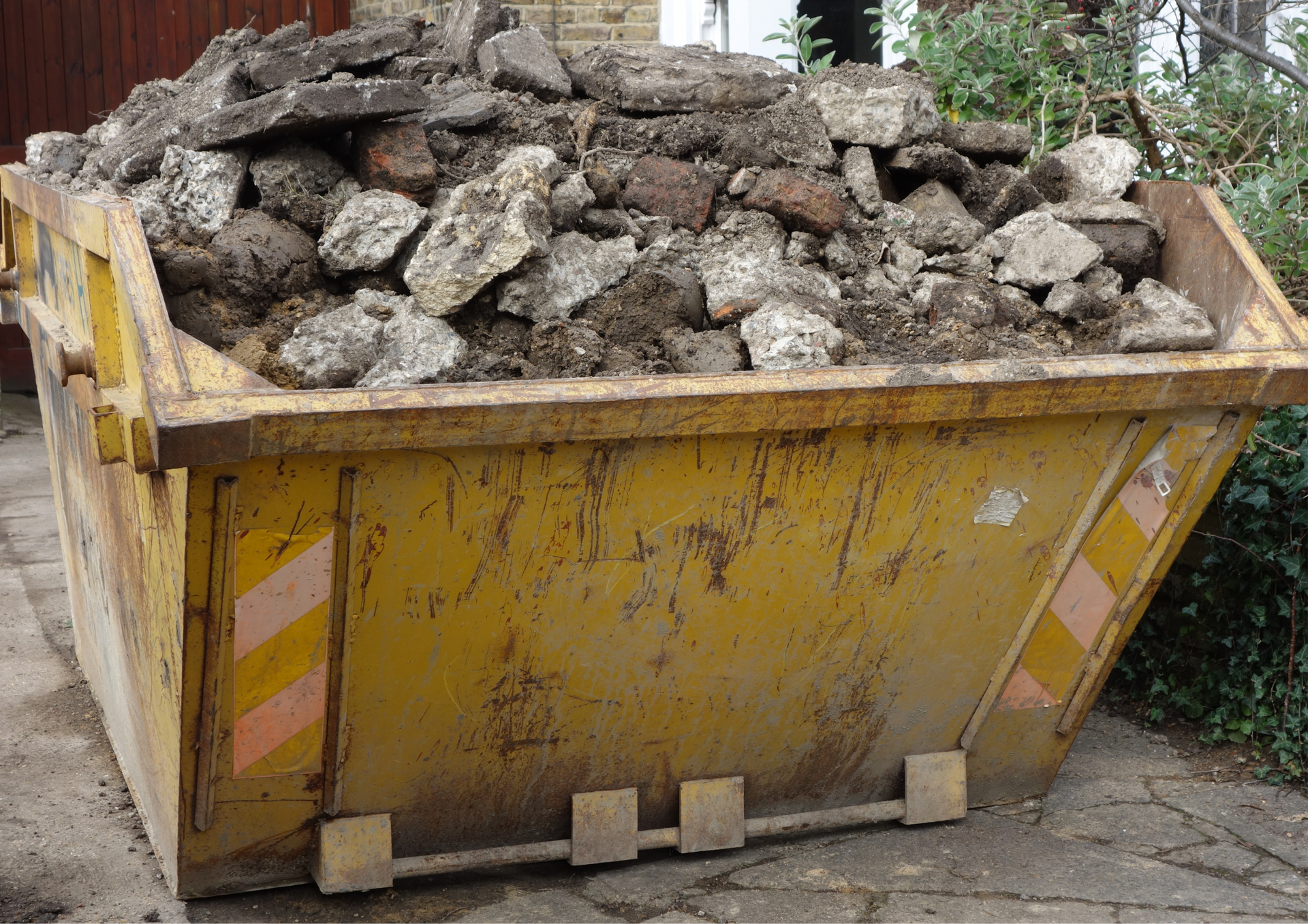 Builder’s Skip Hire: Rules, Regulations, and Permits Explained