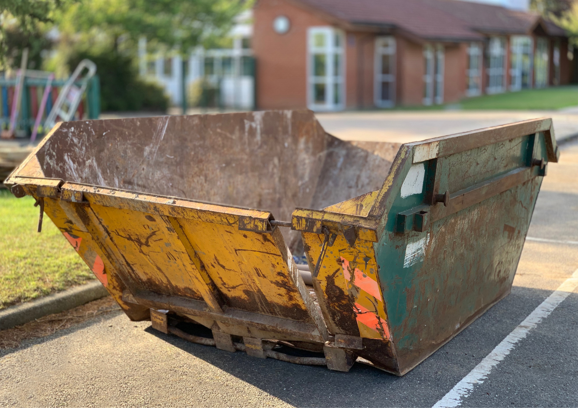 Why Local Skip Hire Is the Smart Choice for Sustainable Living