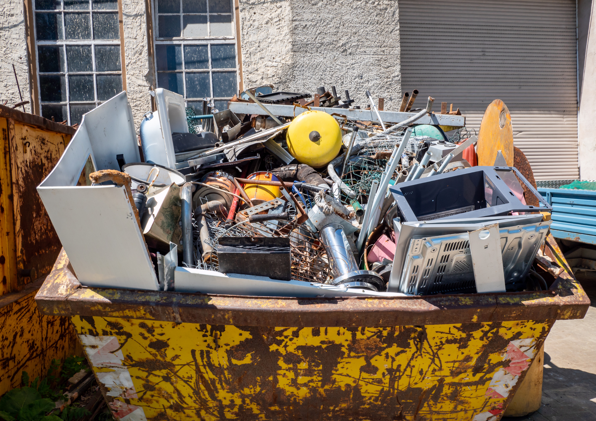 Skip Hire Near Me for Short vs Long Hire Periods on Projects