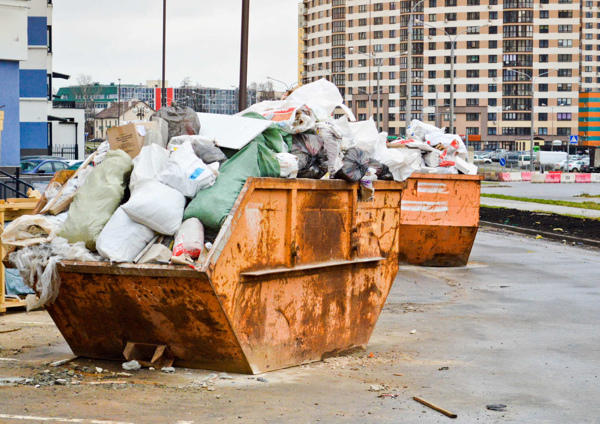 Skip Hire Near Me for Managing Waste During Property Extensions