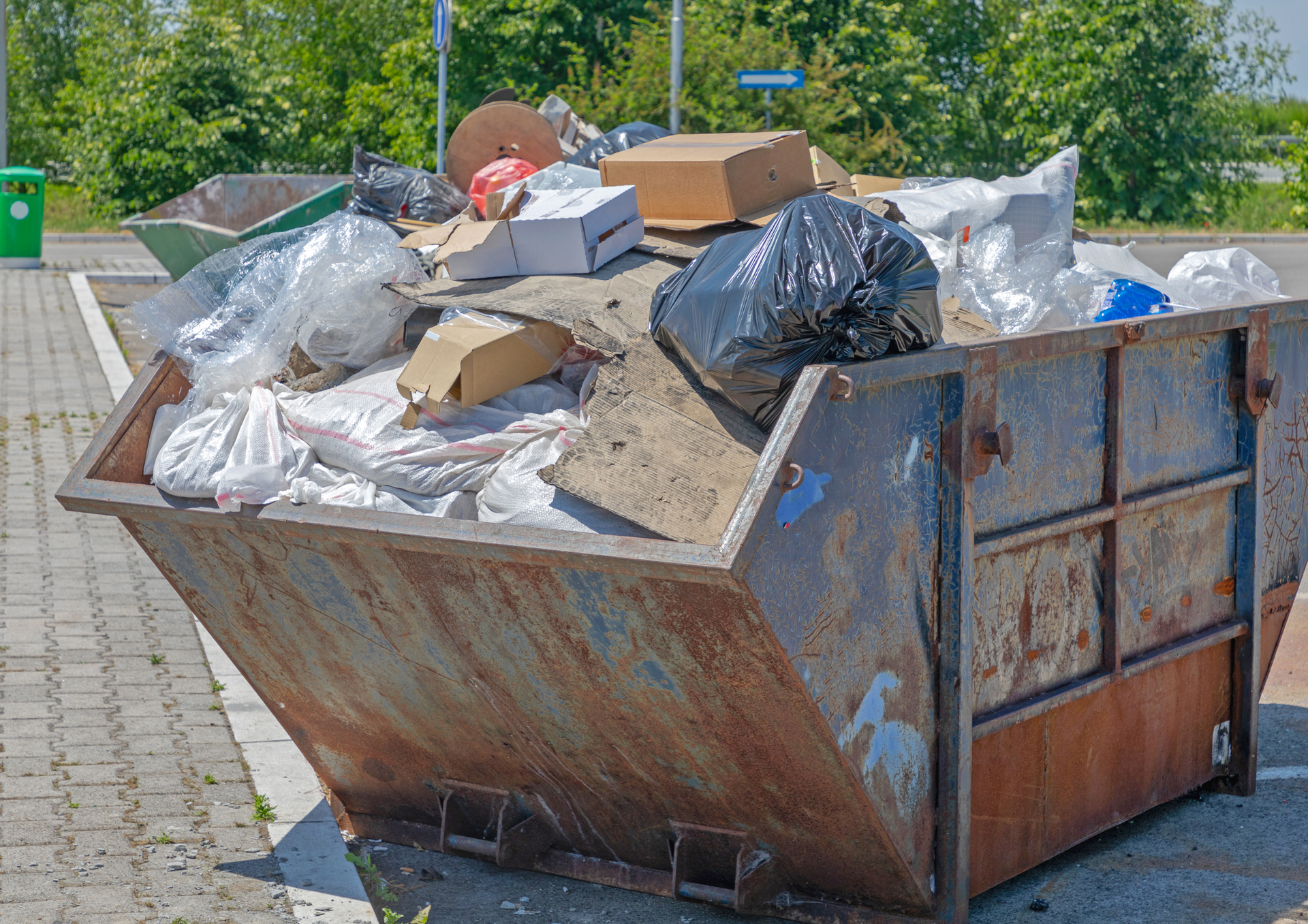 Which Skip Size Offers the Best Skip Hire Prices for You