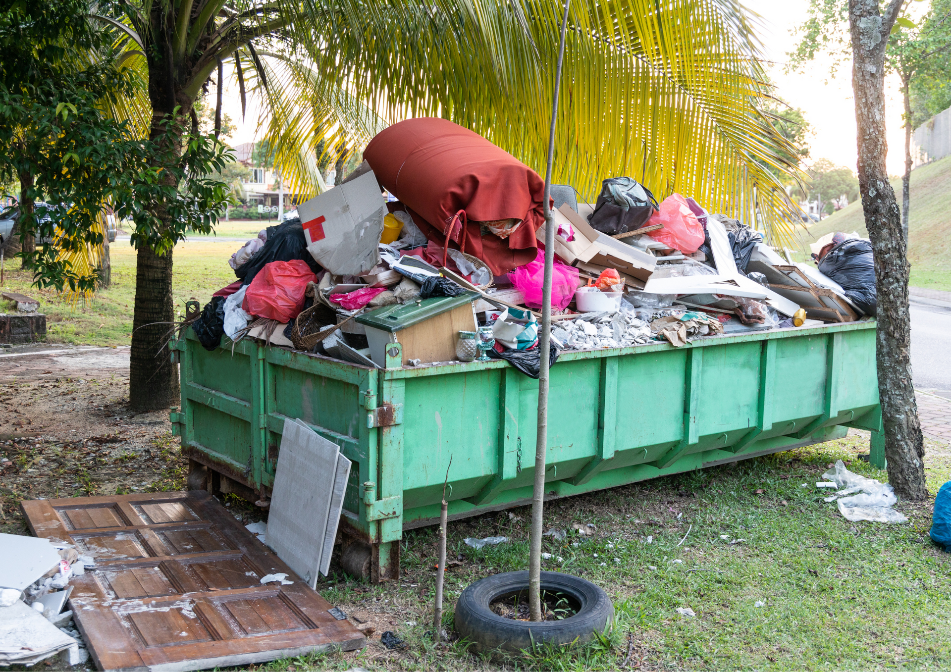 Avoid Overfilling Fines: Smart Tips for Hiring the Right Skip